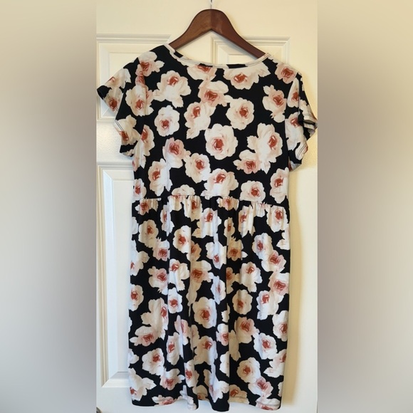 LuLaRoe Heidi Babydoll Floral Print Size Small - Picture 7 of 8